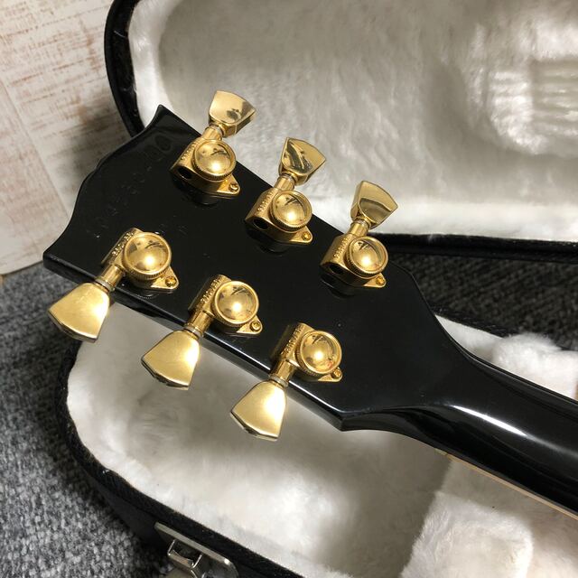 Gibson(ギブソン)のGibson Les Paul SignatureT GOLD 楽器のギター(エレキギター)の商品写真