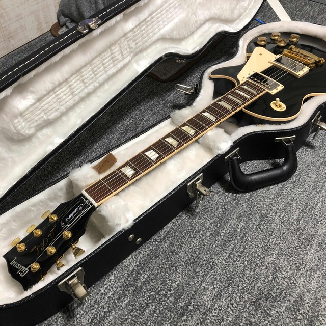 Gibson(ギブソン)のGibson Les Paul SignatureT GOLD 楽器のギター(エレキギター)の商品写真