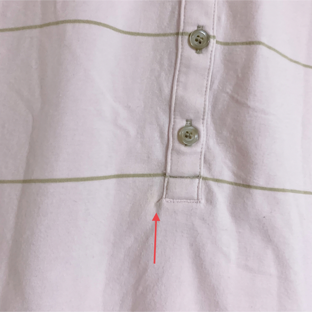 UNIQLO(ユニクロ)の送料無料 衿付きボーダーTシャツ　ペールピンク　カットソー　ポストインサイズ発送 レディースのトップス(カットソー(半袖/袖なし))の商品写真