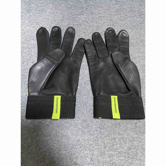 NIKE(ナイキ)のNIKE SWINGMAN Batting Gloves Size M スポーツ/アウトドアの野球(グローブ)の商品写真