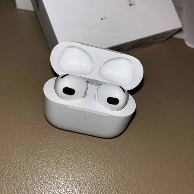AirPods 3世代 ケース付き