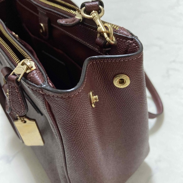 COACH(コーチ)のCOACH レザーバック  レディースのバッグ(ショルダーバッグ)の商品写真