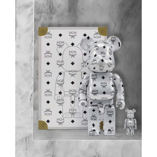 BE@RBRICK ×MCM 新品未使用　限定品　ベアブリック