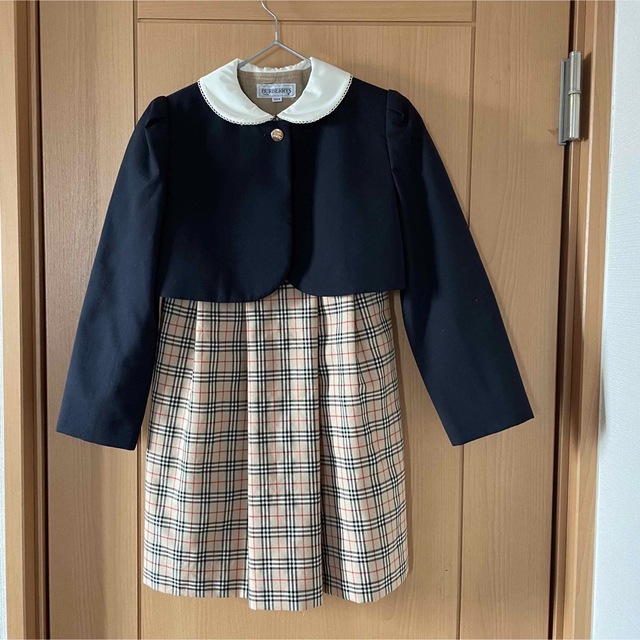 BURBERRY(バーバリー)のバーバリー❤︎チェック フォーマル ワンピース 120 キッズ/ベビー/マタニティのキッズ服女の子用(90cm~)(ワンピース)の商品写真