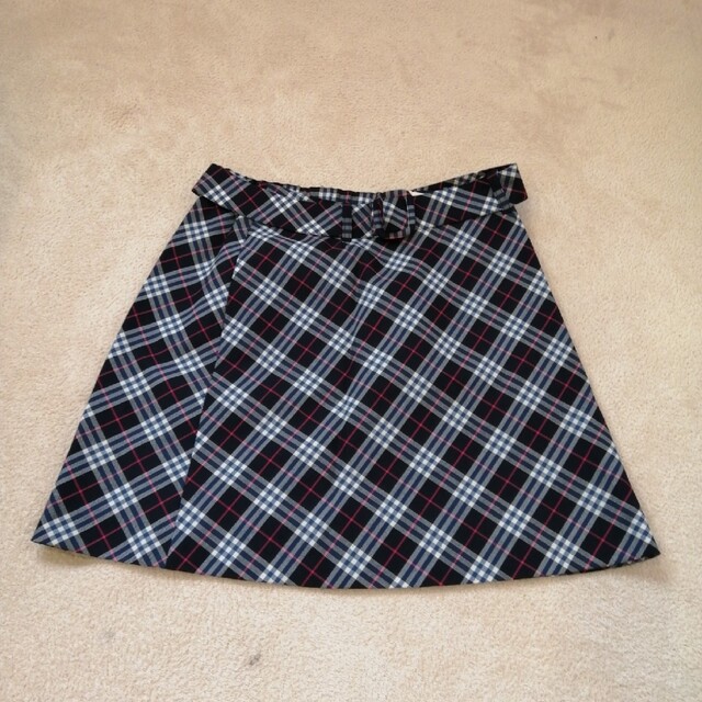 BURBERRY(バーバリー)のBURBERRYS バーバリーズ　ノバチェック　セットアップ キッズ/ベビー/マタニティのキッズ服女の子用(90cm~)(ドレス/フォーマル)の商品写真