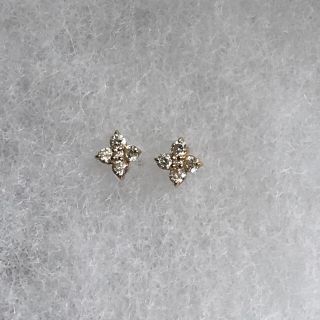 【限界価格】ヴァンドーム青山／カローラピアス　K18YG 0.3ct