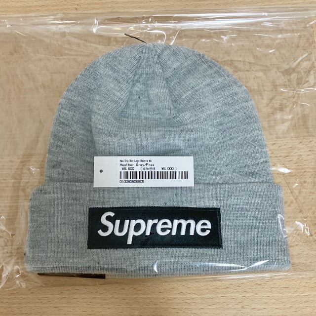 Supreme(シュプリーム)のSupreme New Era Box Logo Beanie Grey メンズの帽子(ニット帽/ビーニー)の商品写真