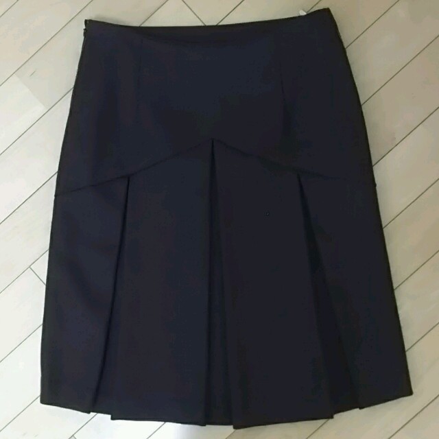 aquagirl(アクアガール)のアクアガール 後ろプリーツスカート レディースのスカート(ひざ丈スカート)の商品写真