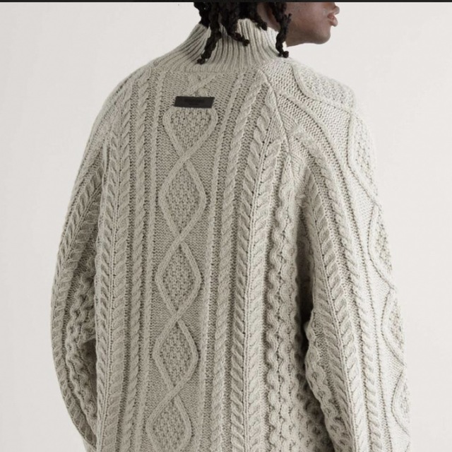 ケーブル編みFOG ESSENTIALS CABLE KNIT