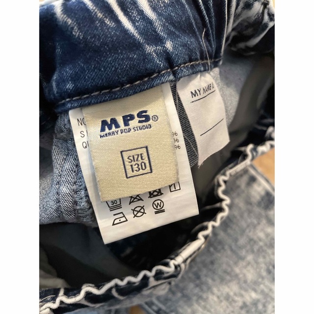 MPS(エムピーエス)のMPS ケミカルウォッシュデニム　130 キッズ/ベビー/マタニティのキッズ服女の子用(90cm~)(パンツ/スパッツ)の商品写真