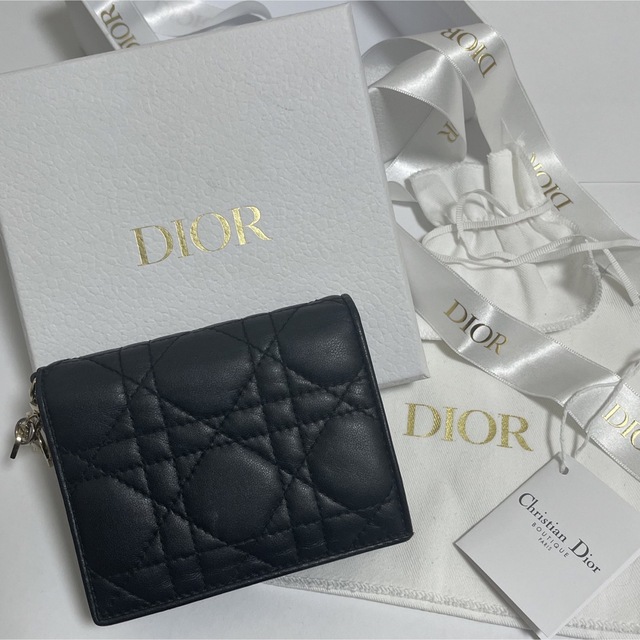 Dior ミニウォレット　カナージュラムスキン