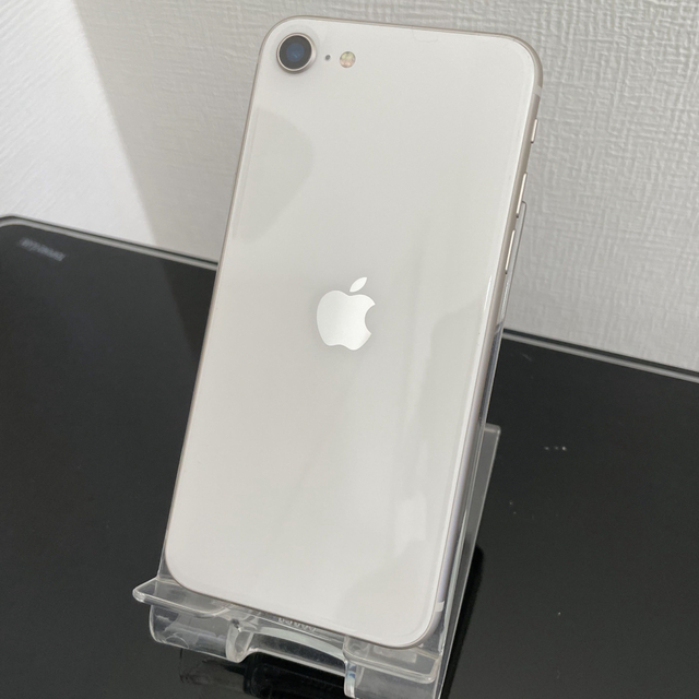 iPhone(アイフォーン)のiPhone SE3 64GB 新品未使用 4台 SIMフリー スマホ/家電/カメラのスマートフォン/携帯電話(スマートフォン本体)の商品写真