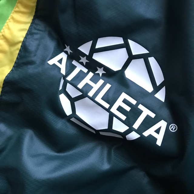 ATHLETA(アスレタ)のアスレタ ナイロンパンツ スポーツ/アウトドアのサッカー/フットサル(ウェア)の商品写真