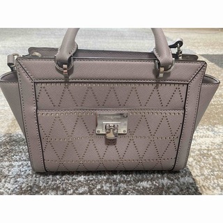 マイケルコース(Michael Kors)のMichael Kors(マイケルコース)　グレー　バッグ(ショルダーバッグ)