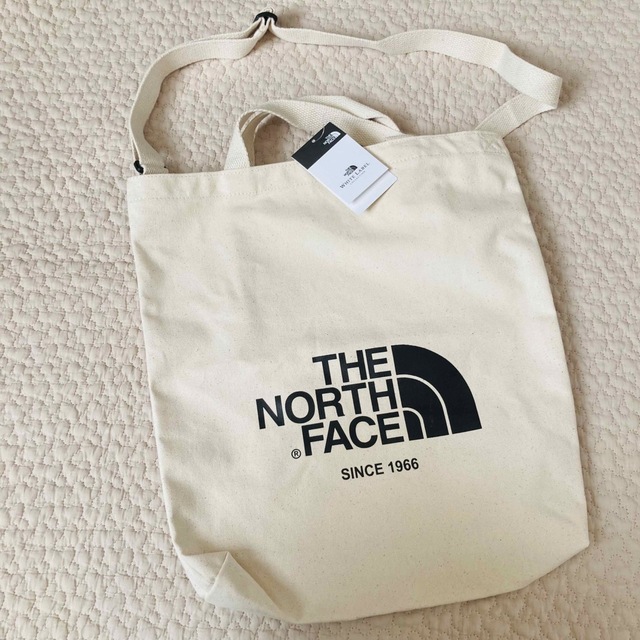 THE NORTH FACE(ザノースフェイス)のノースフェイスホワイトレーベル　トートバッグ　 メンズのバッグ(トートバッグ)の商品写真