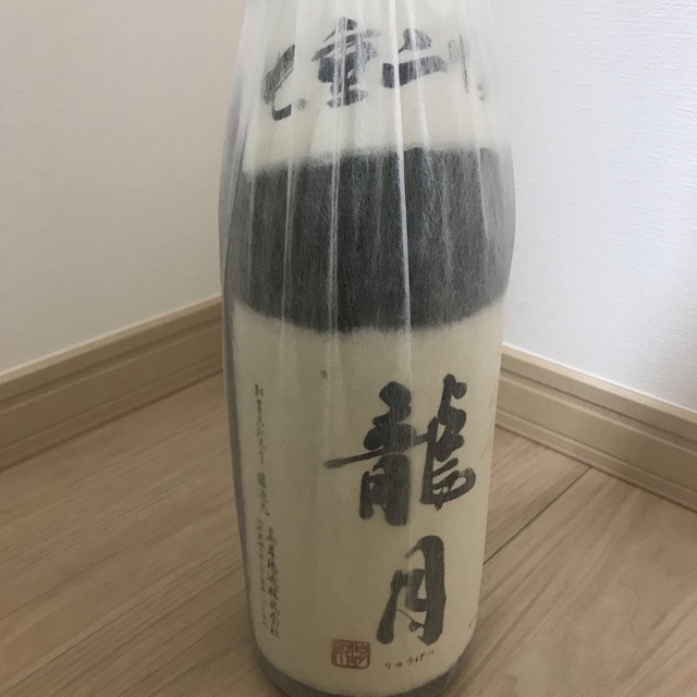 日本酒　十四代　龍月 食品/飲料/酒の酒(日本酒)の商品写真