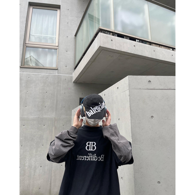 Balenciaga - 国内未入荷 be different レイヤードロングティーの通販