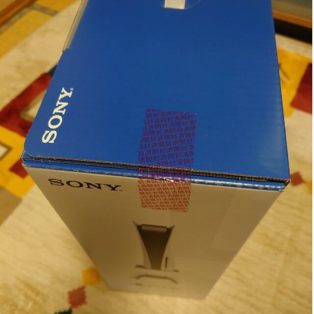 PlayStation(プレイステーション)のPlayStation5(型番CFI-1200A01) 新品未使用 エンタメ/ホビーのゲームソフト/ゲーム機本体(家庭用ゲーム機本体)の商品写真