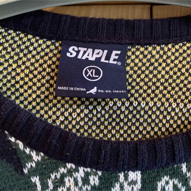 staple(ステイプル)のStaple Pigeon 総柄セーター XLサイズ メンズのトップス(ニット/セーター)の商品写真