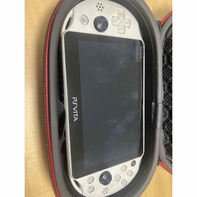 PSVITA携帯用ゲーム機本体