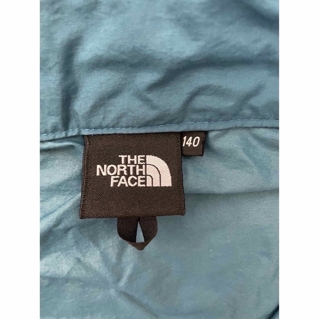 THE NORTH FACE(ザノースフェイス)のTHE NORTH FACE ノースフェイス　ウインドブレーカー　140cm キッズ/ベビー/マタニティのキッズ服男の子用(90cm~)(ジャケット/上着)の商品写真