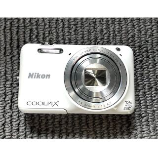 ニコン(Nikon)のNikon クールピクス S6600WH ナチュラルホワイトデジタルカメラ(コンパクトデジタルカメラ)