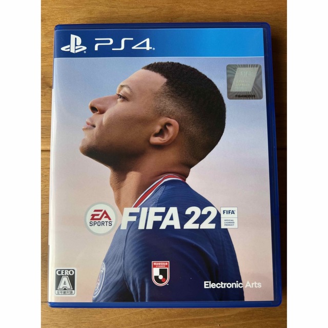 PlayStation4(プレイステーション4)のFIFA22（PS4）。ケース+ソフト。数回使用。 エンタメ/ホビーのゲームソフト/ゲーム機本体(家庭用ゲームソフト)の商品写真