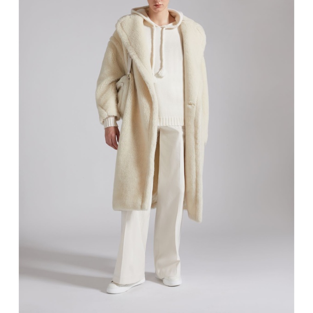 【えなこ様専用💛】テディベアコート レディースのジャケット/アウター(毛皮/ファーコート)の商品写真