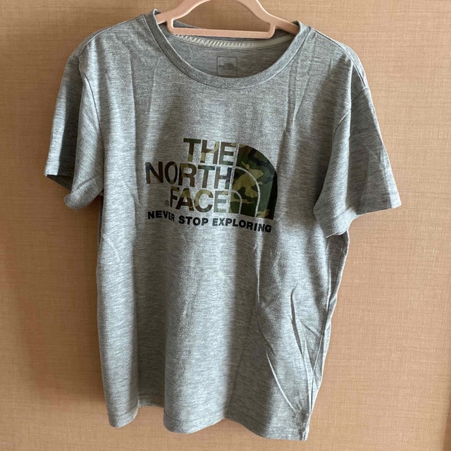 THE NORTH FACE(ザノースフェイス)のノースフェイス　Tシャツ　150 キッズ/ベビー/マタニティのキッズ服男の子用(90cm~)(Tシャツ/カットソー)の商品写真