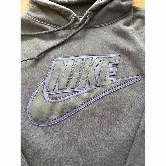 【即完売】Supreme Nike  プルオーバー パーカー　レザー　M