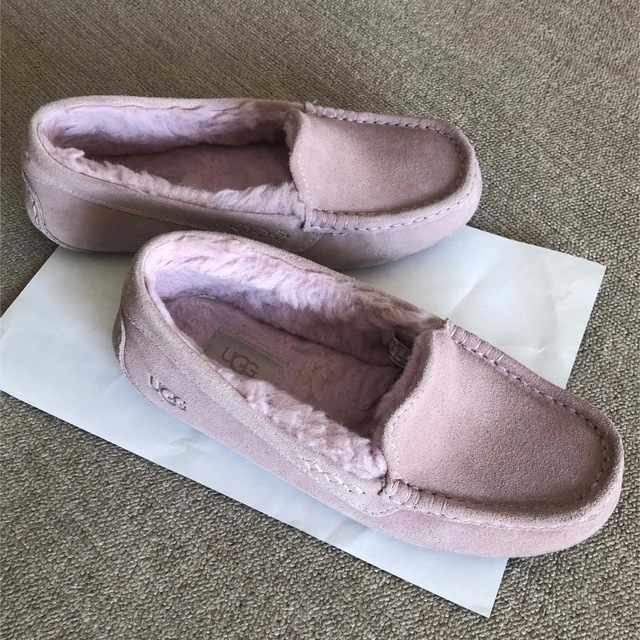 UGG - UGG Ansley アグ スリッポン ドライビングシューズ サイズ7 の