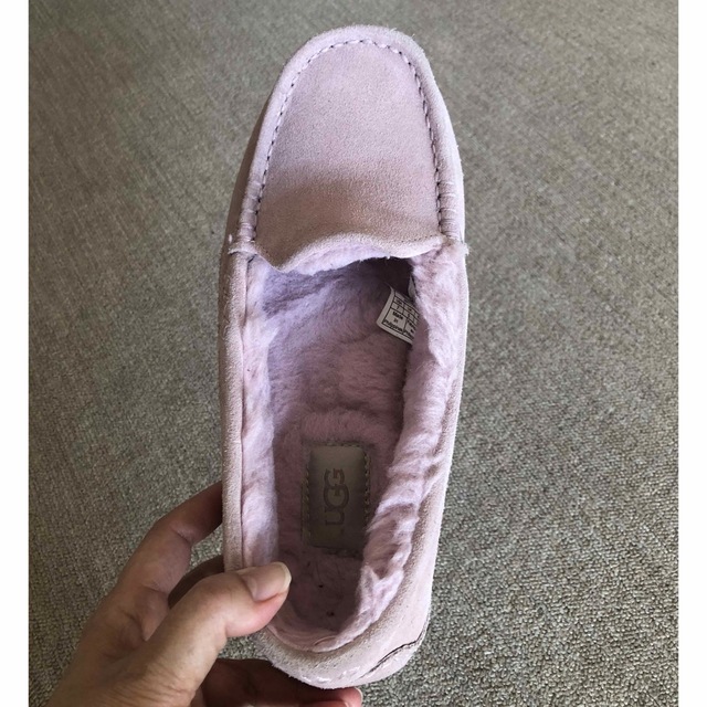 UGG - UGG Ansley アグ スリッポン ドライビングシューズ サイズ7 の