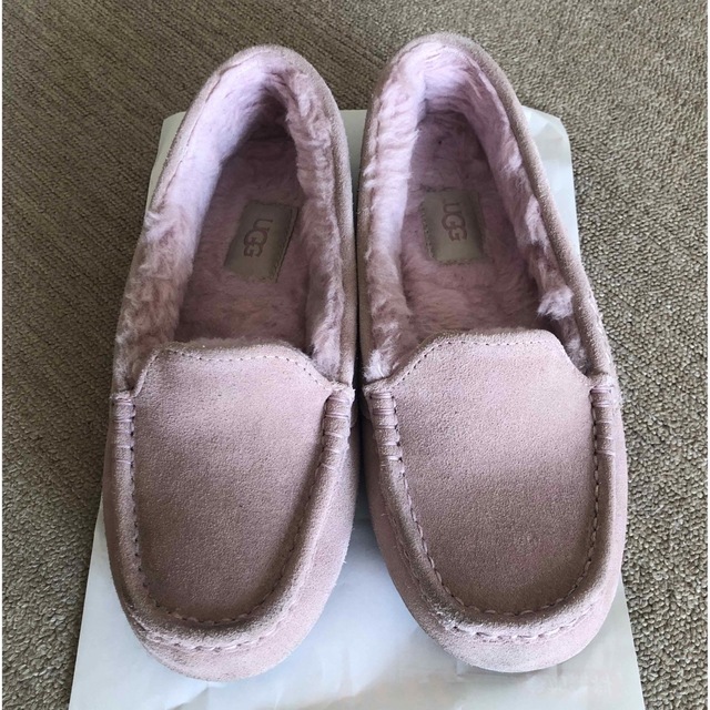 UGG - UGG Ansley アグ スリッポン ドライビングシューズ サイズ7 の