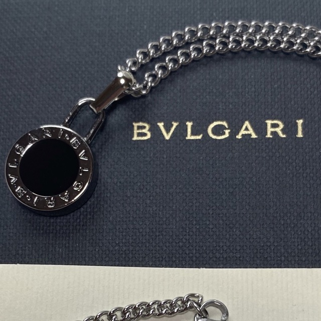 【新品正規品】BVLGARI ペンダント チャーム +チェーン 革紐 ネックレス