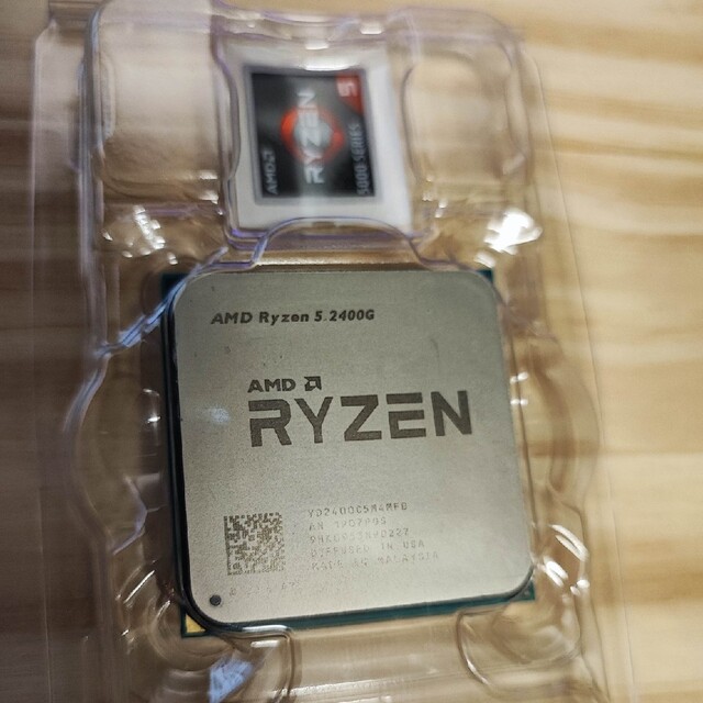 エーエムディーAMD CPU Ryzen 5 2400G　CPUのみ