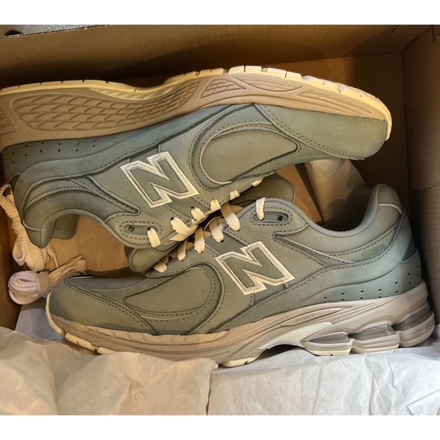 クーポン限定価格　kith new balance 2002r 26.5cm