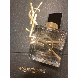 イヴサンローランボーテ(Yves Saint Laurent Beaute)のは　様専用　リブレ　オーデパルファム　30ml  ニューヨーク(香水(女性用))