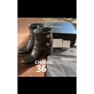 CHANEL ショートブーツ ターンロック 36