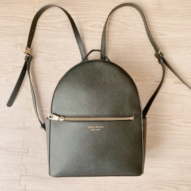 安いそれに目立つ HENRI BENDEL バックパック リュック ヘンリベンデル ...
