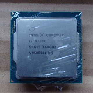 【中古】intel core i7-9700k(PCパーツ)