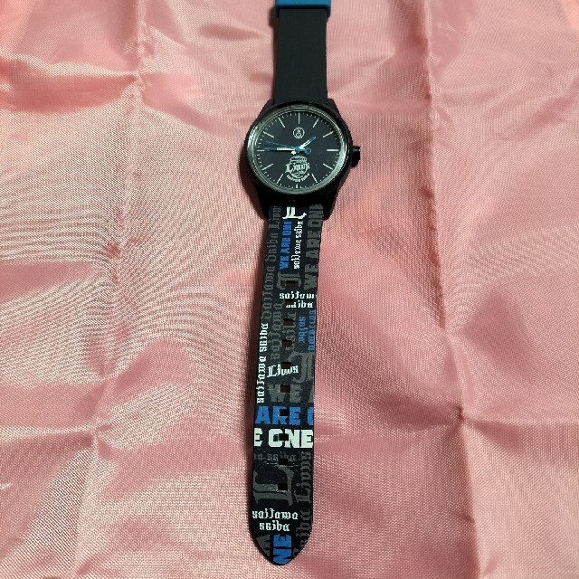 埼玉西武ライオンズ(サイタマセイブライオンズ)の西武ライオンズ×Q＆Qsmilesolarコラボ腕時計10気圧防水電池交換不要 メンズの時計(腕時計(アナログ))の商品写真