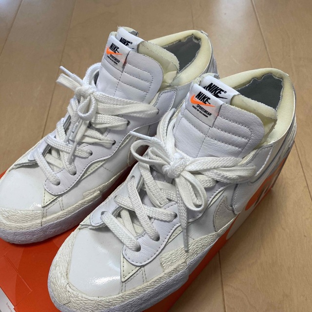 sacai(サカイ)のNIKE SACAI ブレーザー　LOW ホワイト　29.0センチ メンズの靴/シューズ(スニーカー)の商品写真