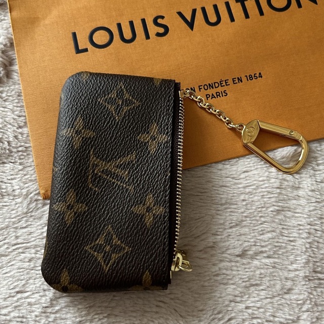 LOUIS VUITTON(ルイヴィトン)の【新品】 LOUIS VUITTON ルイヴィトン キーケース レディースのファッション小物(キーケース)の商品写真