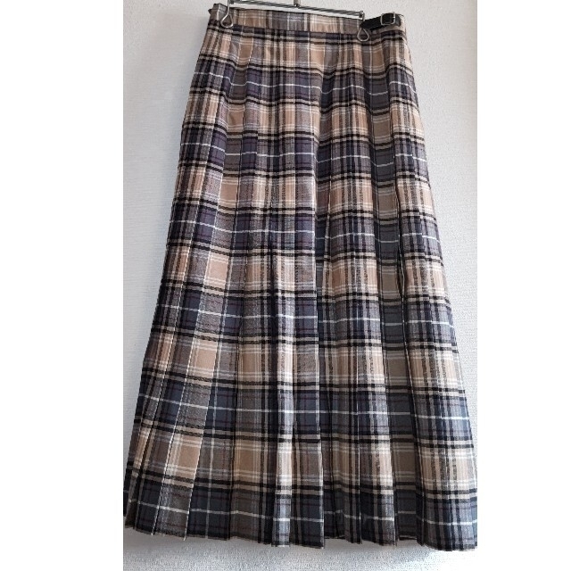 Yorkland(ヨークランド)のご専用です🏵️ヨークランドで購入　キルトスカート　GLENNEVIS レディースのスカート(ロングスカート)の商品写真