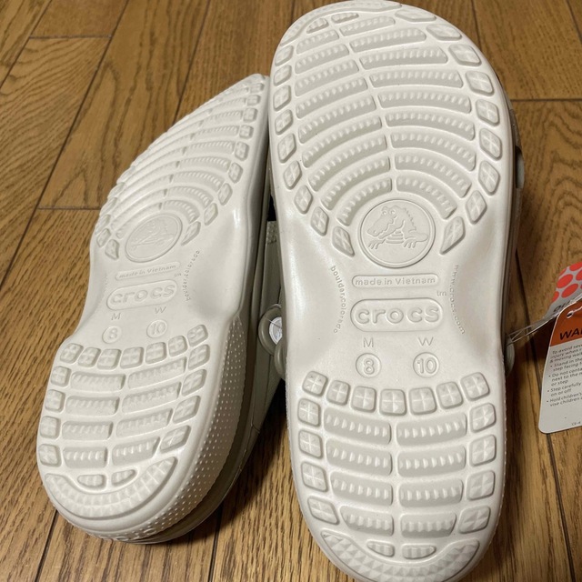 crocs(クロックス)のサンダルの王道！クロックス未使用品 メンズの靴/シューズ(サンダル)の商品写真