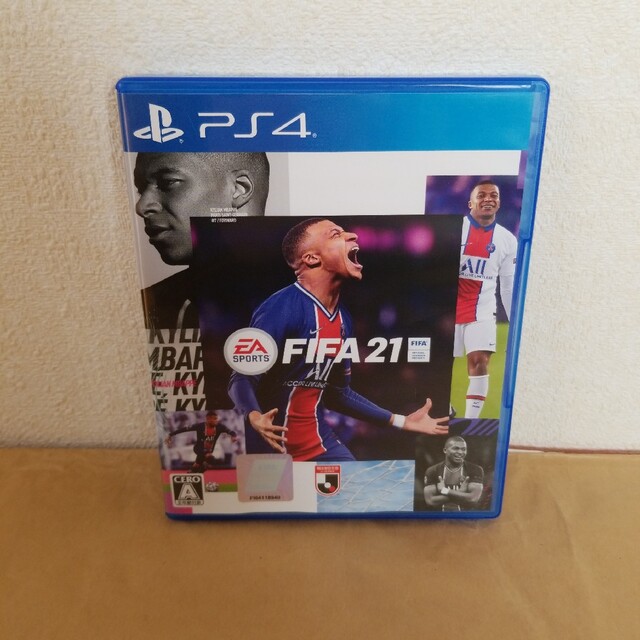 FIFA 21 PS4 エンタメ/ホビーのゲームソフト/ゲーム機本体(家庭用ゲームソフト)の商品写真