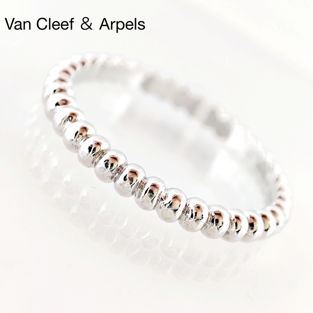 Van Cleef & Arpels(ヴァンクリーフアンドアーペル)のVan Cleef ＆ Arpels ヴァンクリーフ＆アーペル ペルレ WG レディースのアクセサリー(リング(指輪))の商品写真