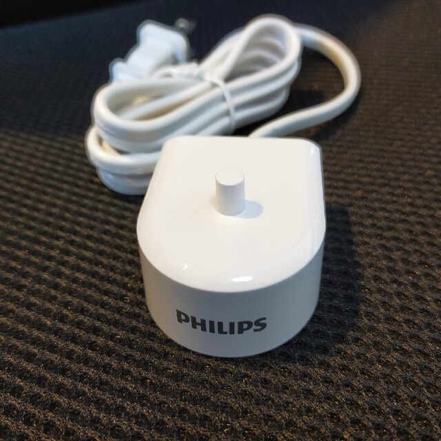 PHILIPS(フィリップス)のPHILIPSフィリップス　音波電動歯ブラシ　イージークリーンの充電器 スマホ/家電/カメラの美容/健康(電動歯ブラシ)の商品写真