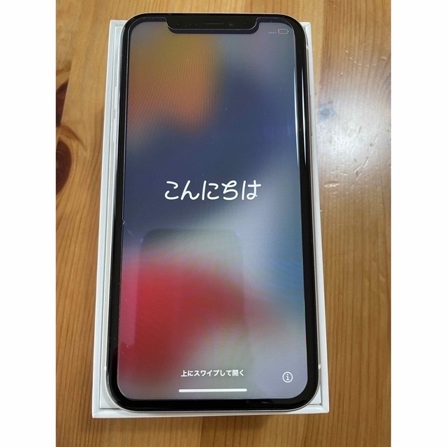 iPhone(アイフォーン)の超美品○iPhone11 64GB SIMフリー ホワイト　 スマホ/家電/カメラのスマートフォン/携帯電話(スマートフォン本体)の商品写真