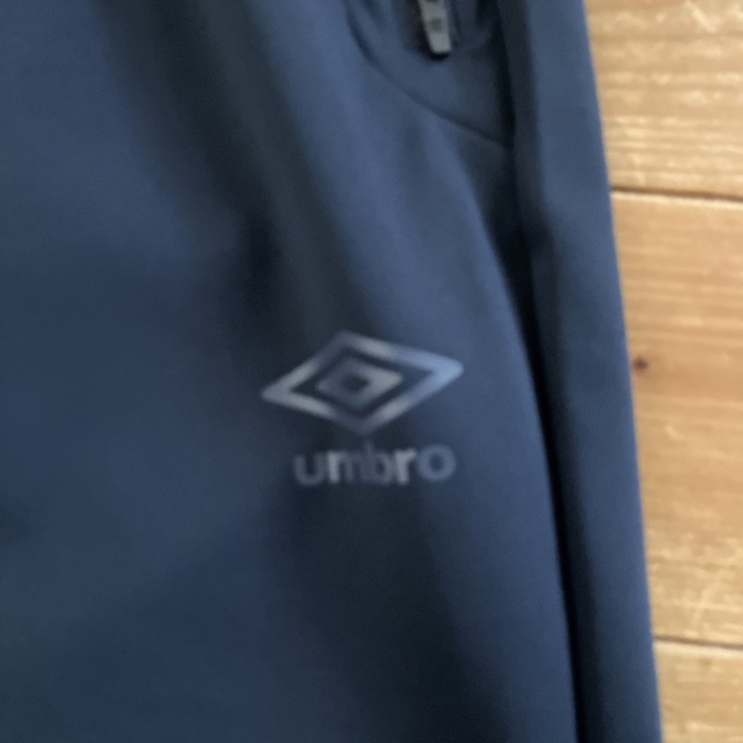 UMBRO(アンブロ)のアンブロ　トレーニングパンツ スポーツ/アウトドアのトレーニング/エクササイズ(トレーニング用品)の商品写真